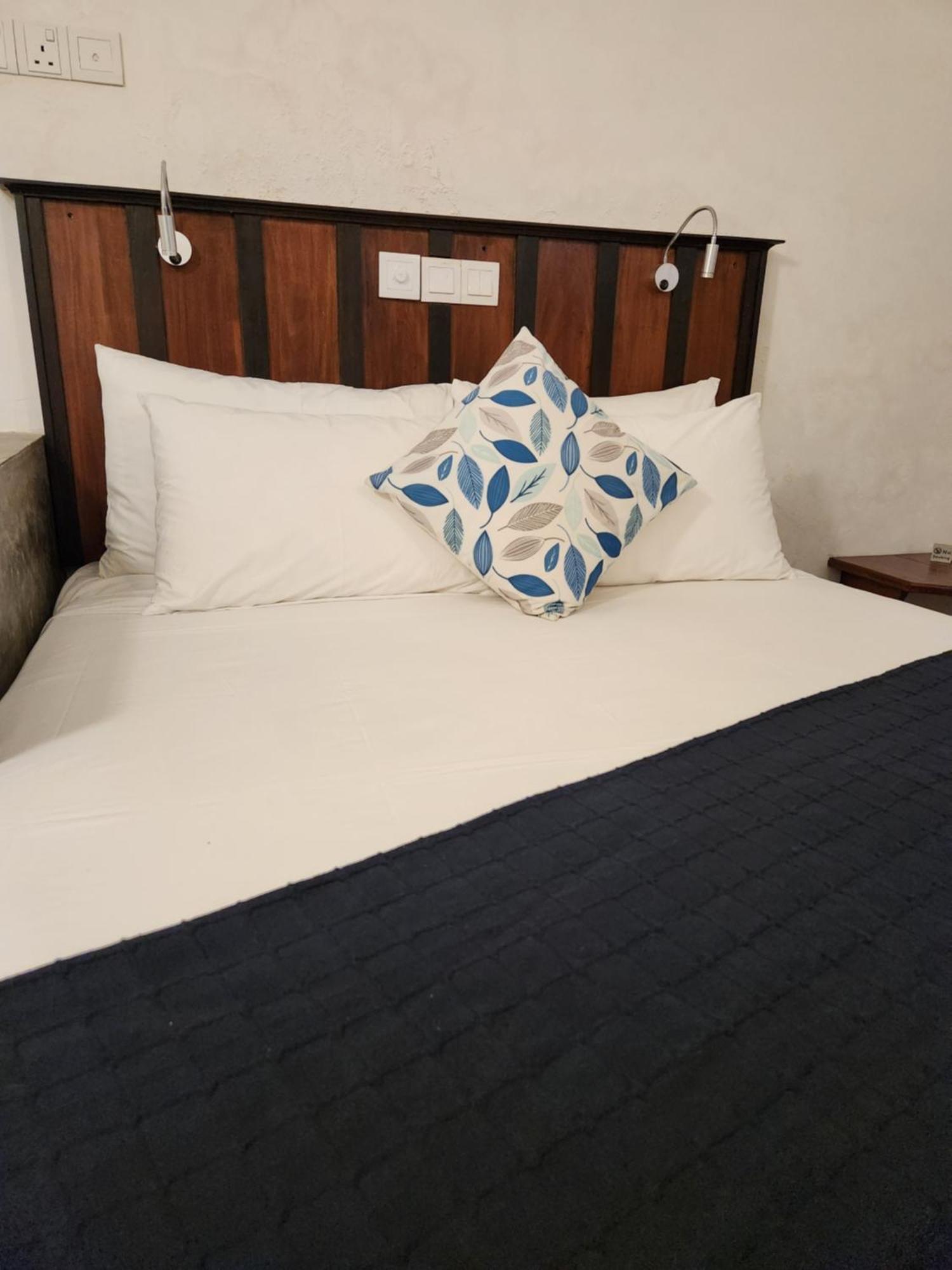 Zee Golf Affordable Luxury Hotel Galle Eksteriør billede